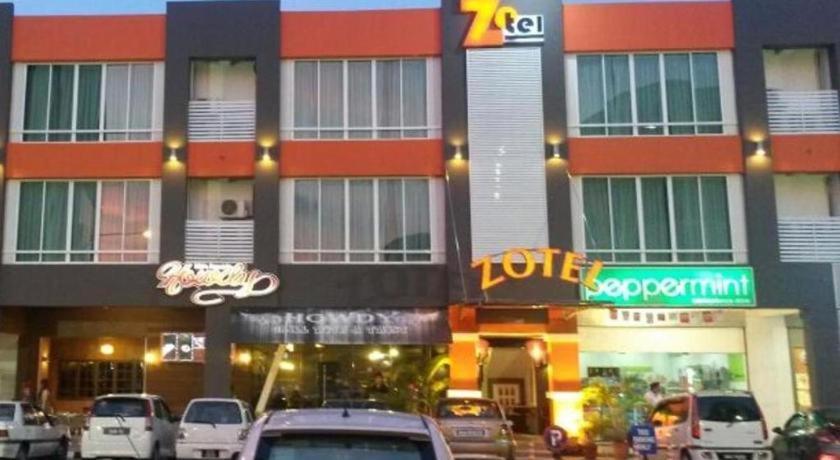 조텔 비즈니스 앤 레저 호텔 쿠칭 외부 사진